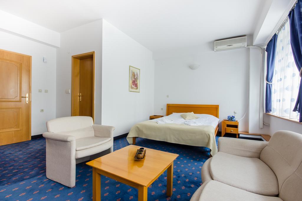 Hotel Residence Inn Скопье Номер фото