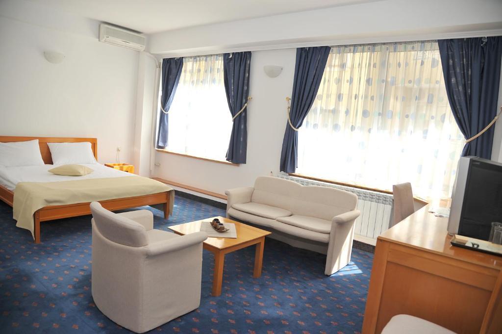 Hotel Residence Inn Скопье Экстерьер фото