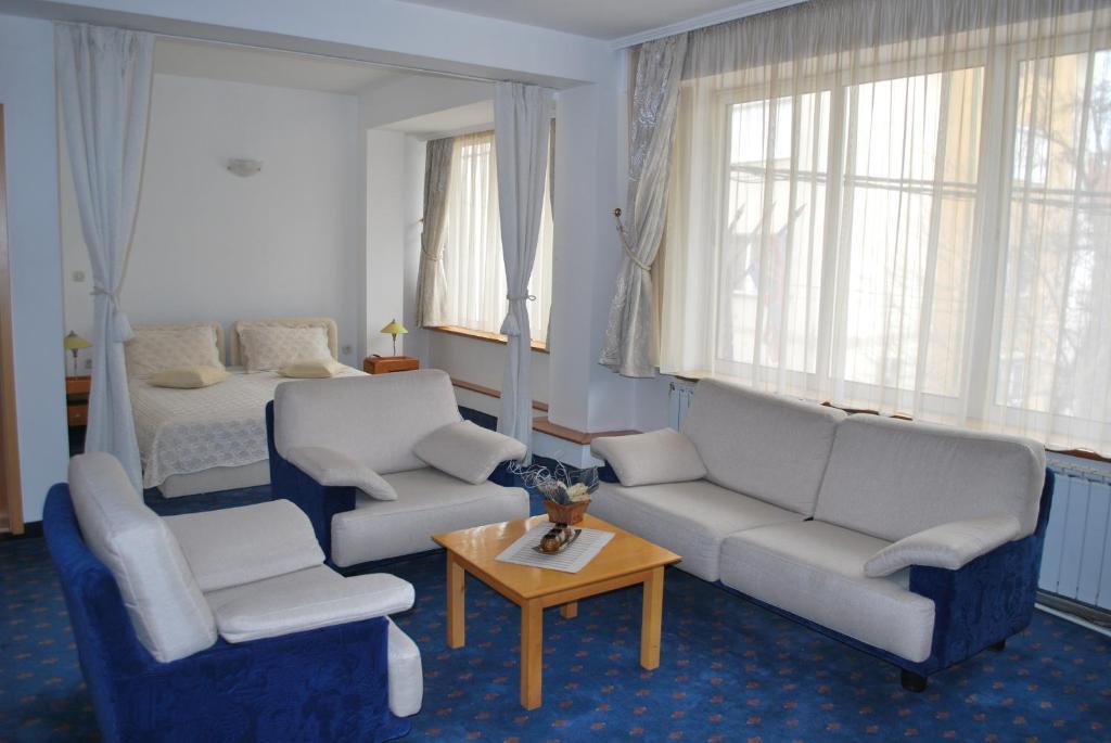 Hotel Residence Inn Скопье Экстерьер фото